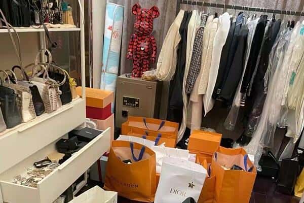 西安市蓝田回收一线品牌衣服